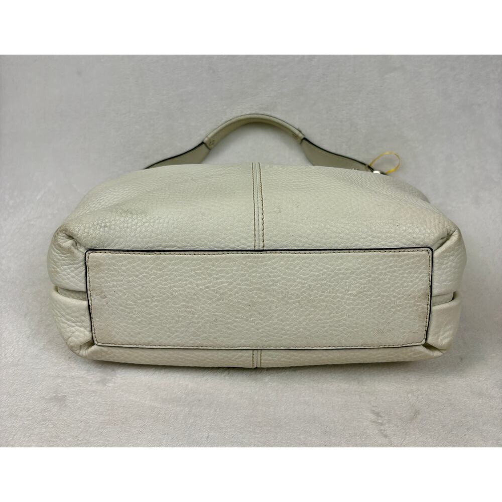 Coach Vintage Y2K Penelope in White Pebble Leather Hobo Bag - Picture 4 of 16